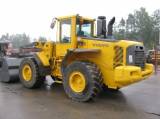  Volvo L120E